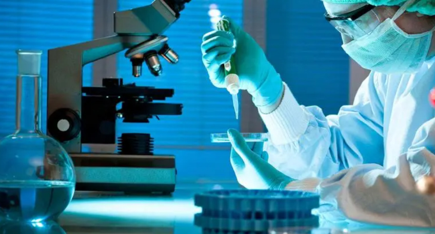 全封閉全自動(dòng)生物組織脫水機(jī)與半自動(dòng)機(jī)型怎么選？成本 + 效率對(duì)比